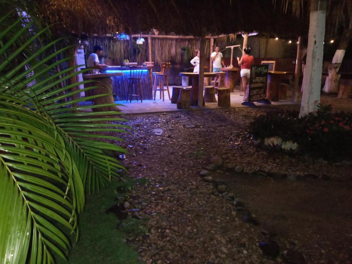 Hostal Cuyagua Palomino Ngoại thất bức ảnh