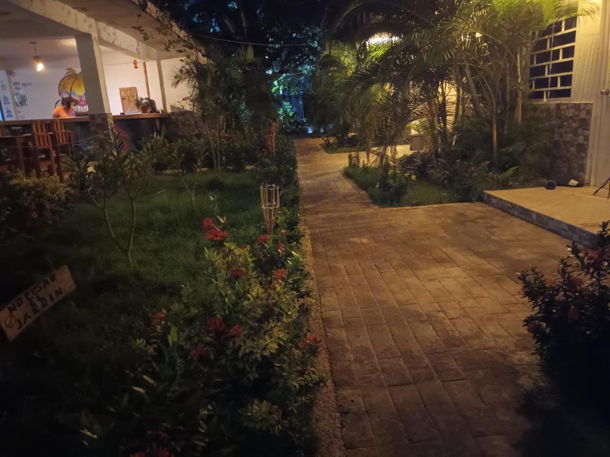 Hostal Cuyagua Palomino Ngoại thất bức ảnh